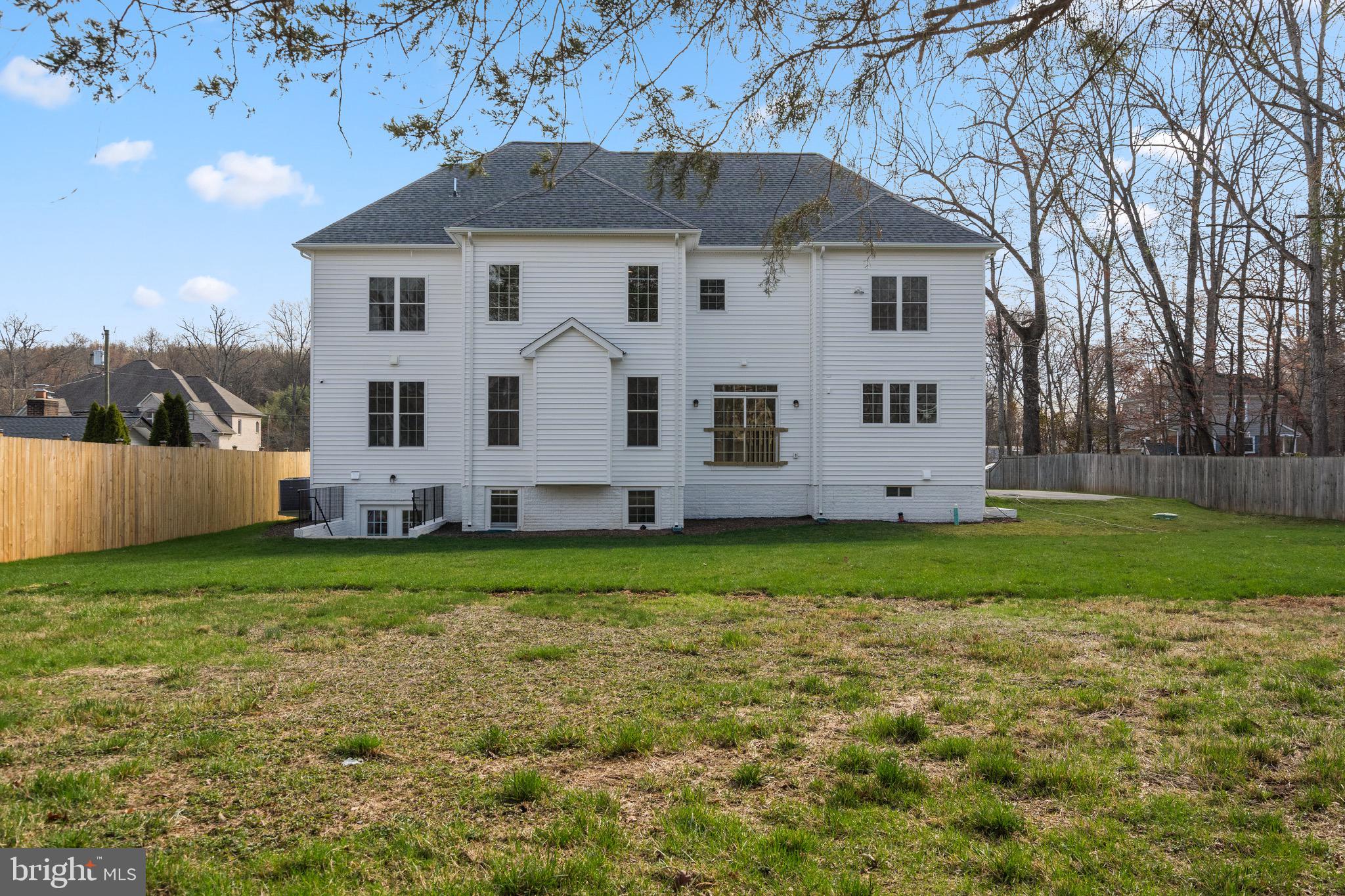 BROAD RUN FARMS - Residential