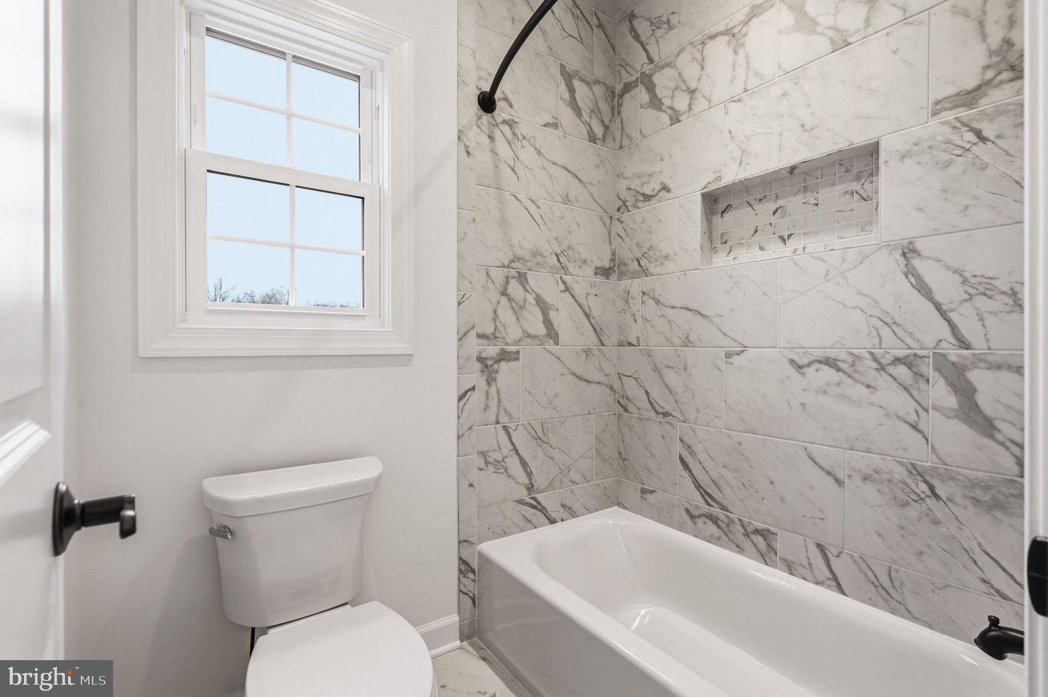 BROAD RUN FARMS - Residential