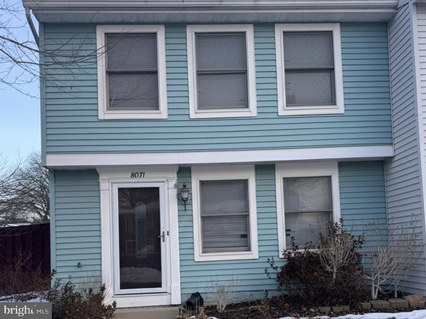 NEWINGTON WOODS - Residential