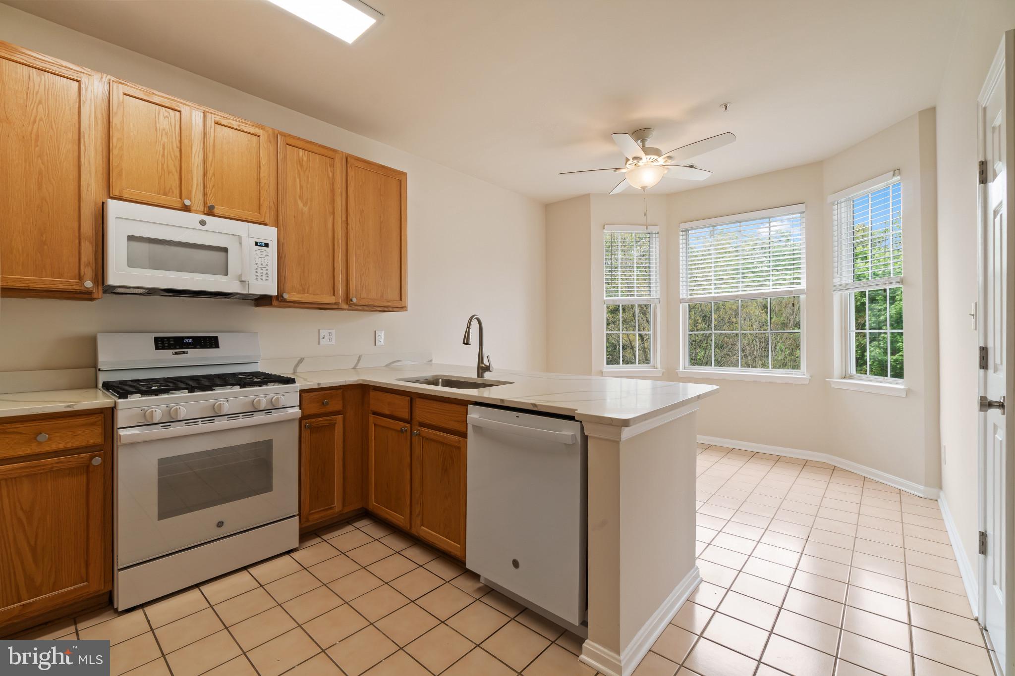 SCOTT'S CROSSING CONDO - Residential Lease