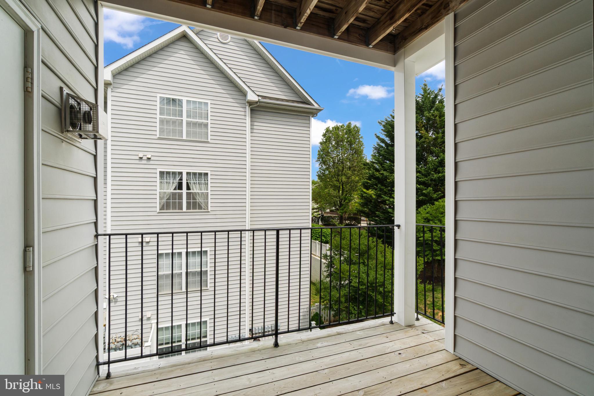 SCOTT'S CROSSING CONDO - Residential Lease