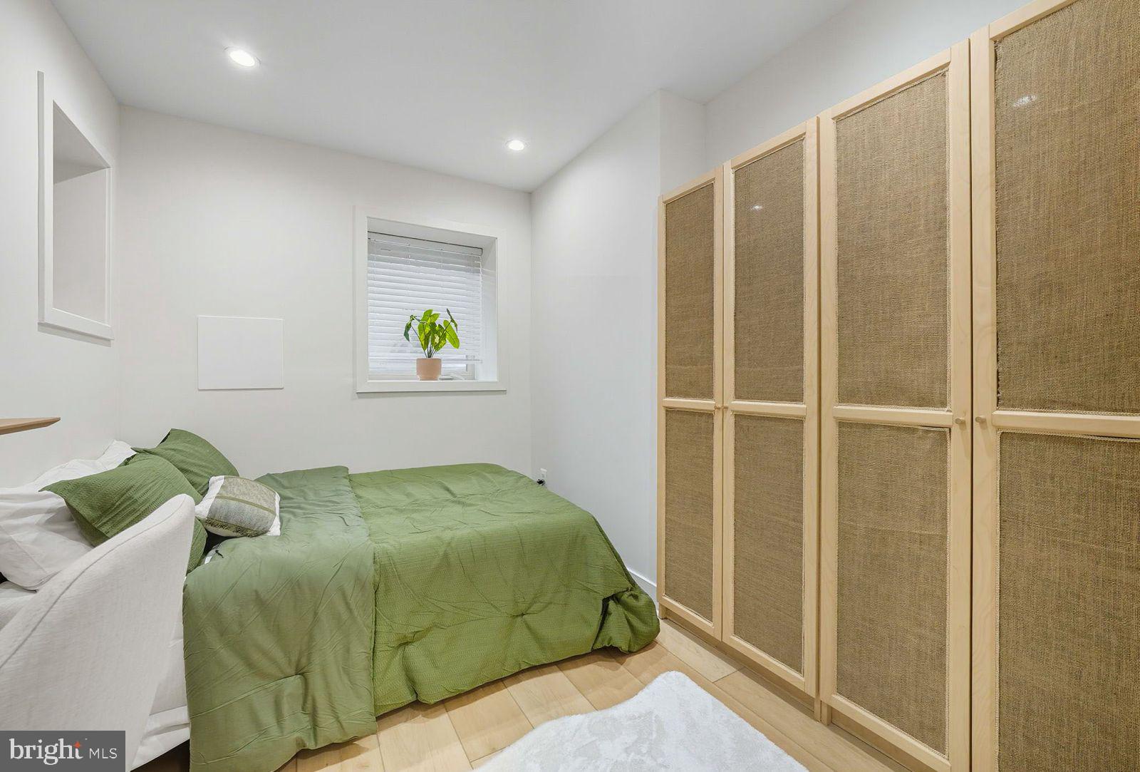 2812 13TH STREET NW 1