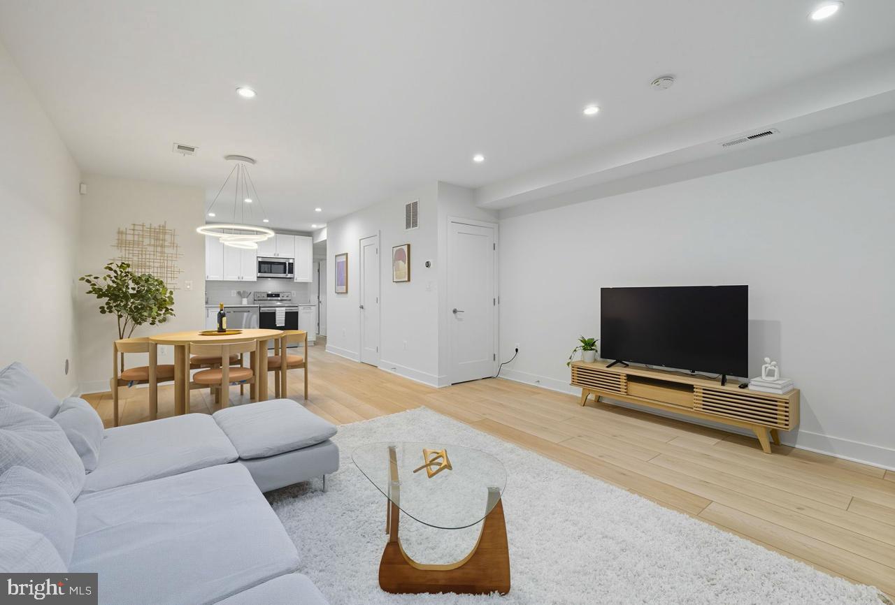 2812 13TH STREET NW 1