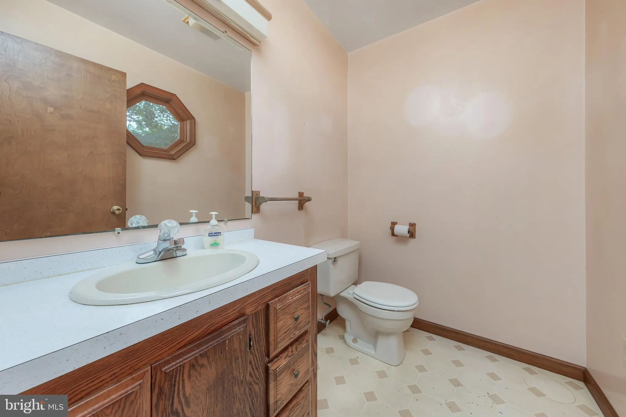 Alloway, New Jersey 08001, United States, 3 Bedrooms Bedrooms, ,3 BathroomsBathrooms,Residential,Active,137686