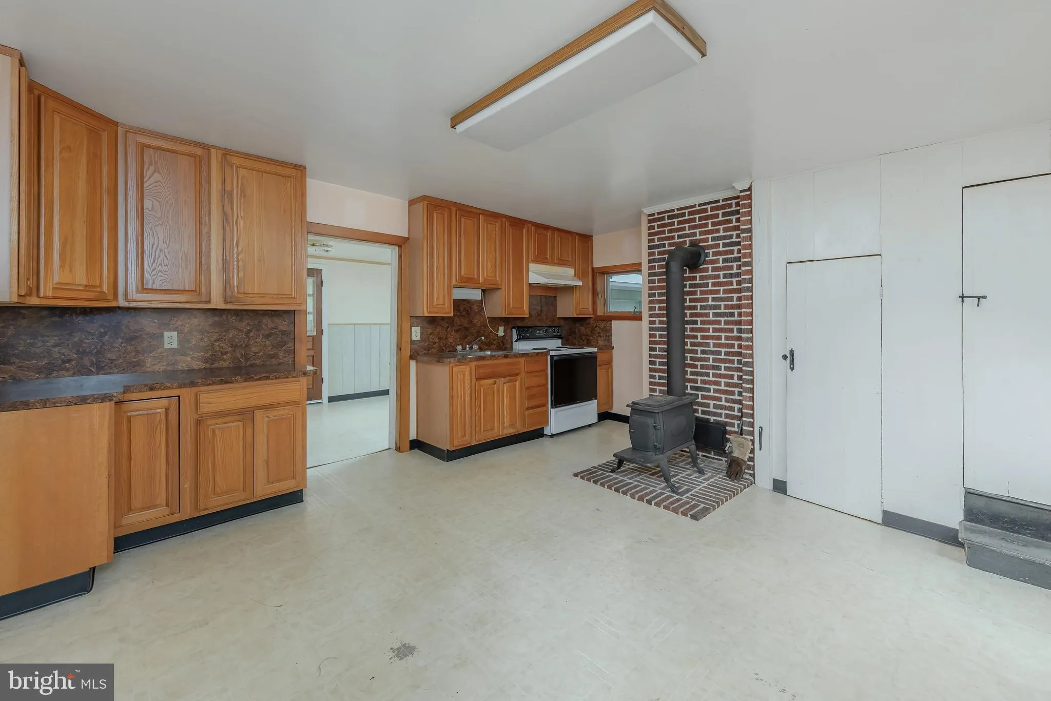 Alloway, New Jersey 08001, United States, 3 Bedrooms Bedrooms, ,3 BathroomsBathrooms,Residential,Active,137686