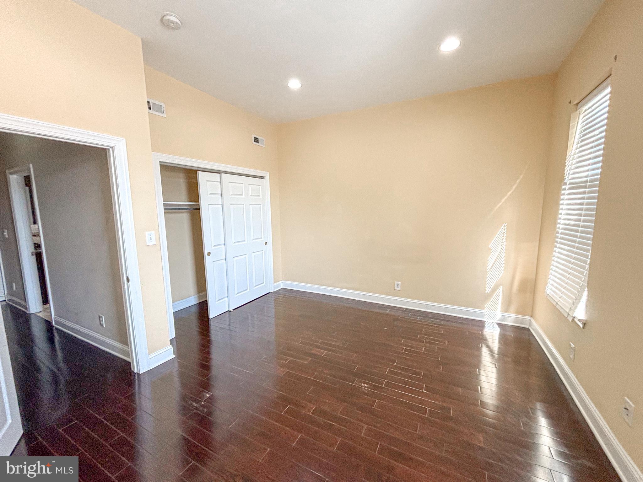 POINT BREEZE - Residential Lease