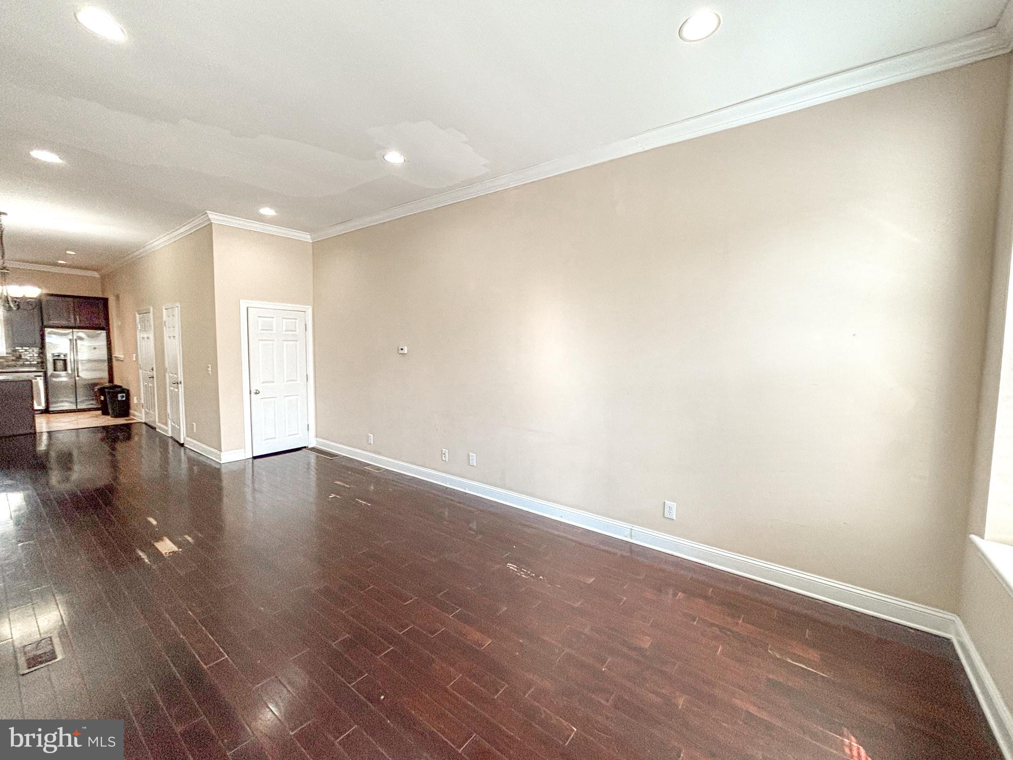 POINT BREEZE - Residential Lease