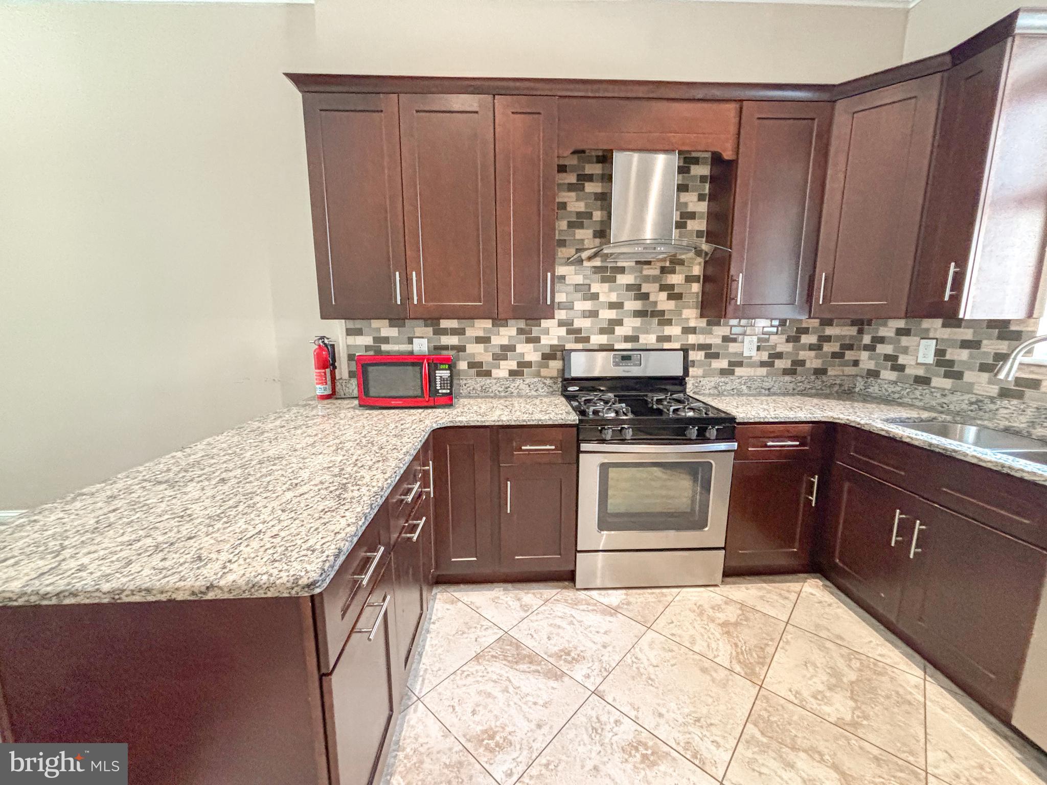 POINT BREEZE - Residential Lease