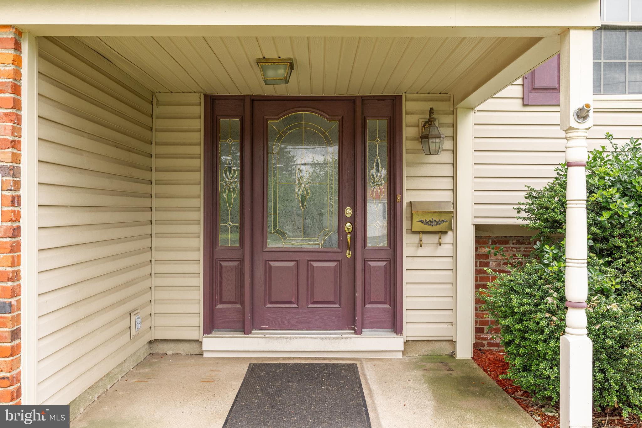 64 WARWICK ROAD