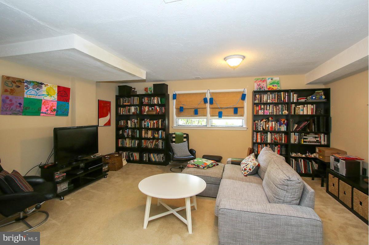 TAKOMA PARK - Residential Lease