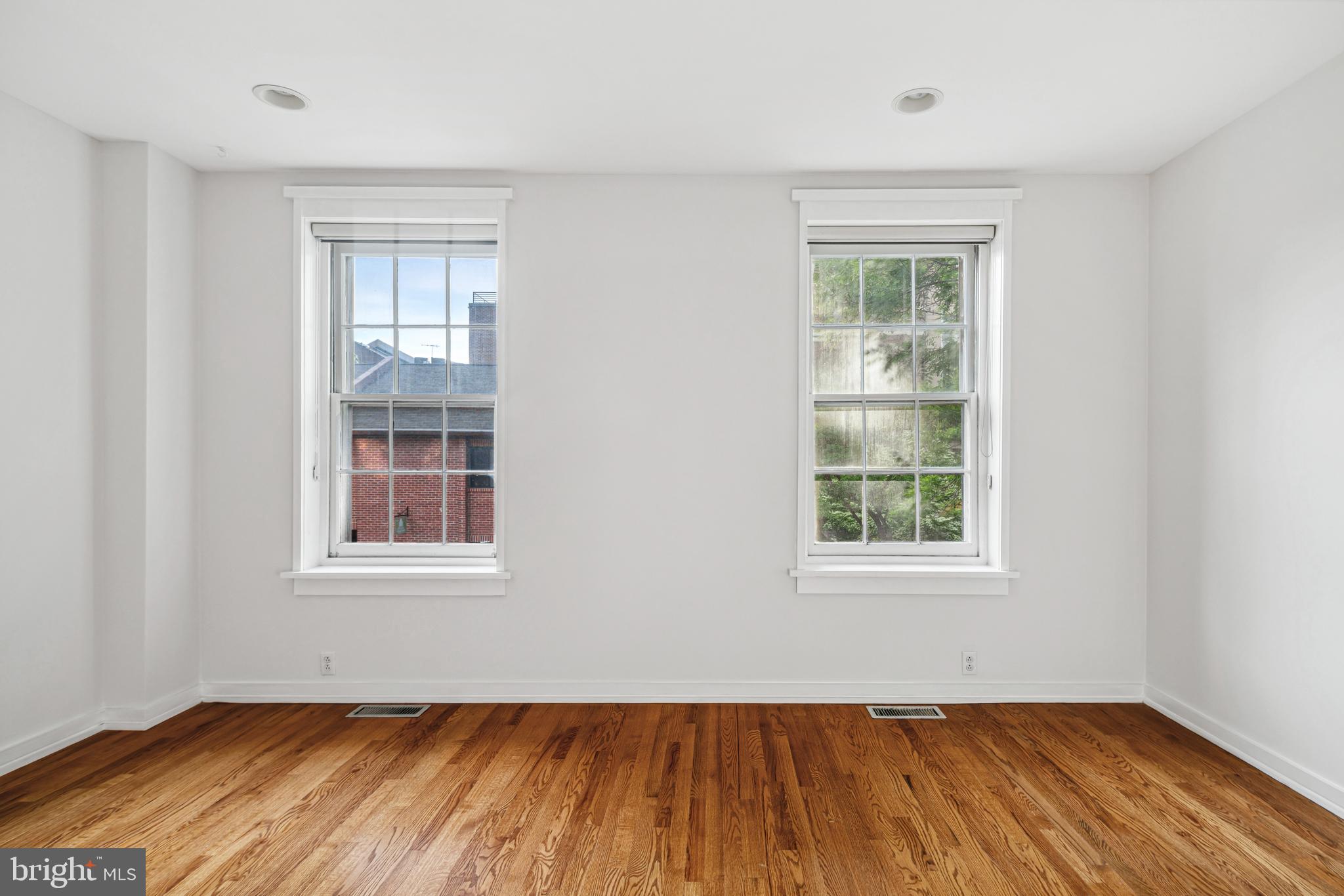 SOCIETY HILL - Residential