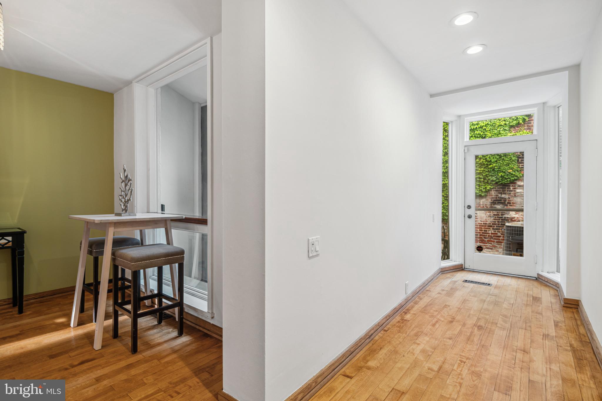 SOCIETY HILL - Residential