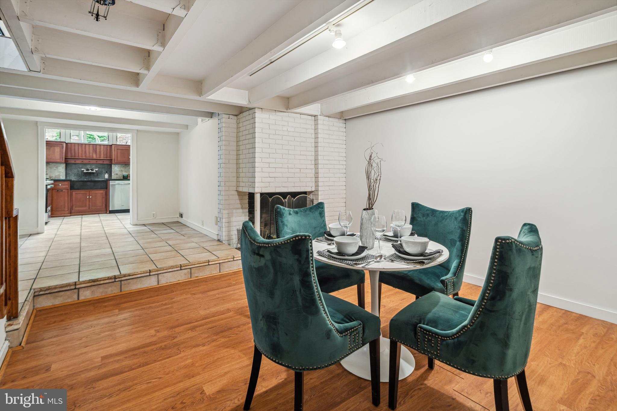 SOCIETY HILL - Residential