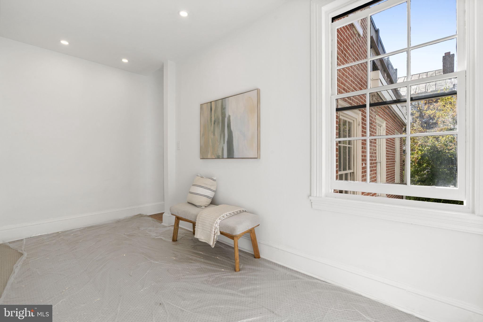 SOCIETY HILL - Residential