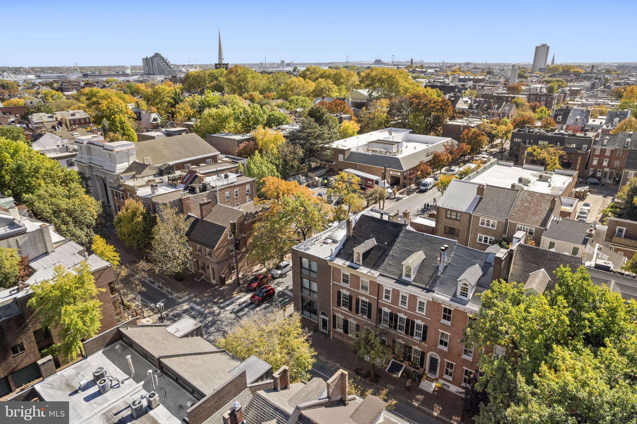 SOCIETY HILL - Residential