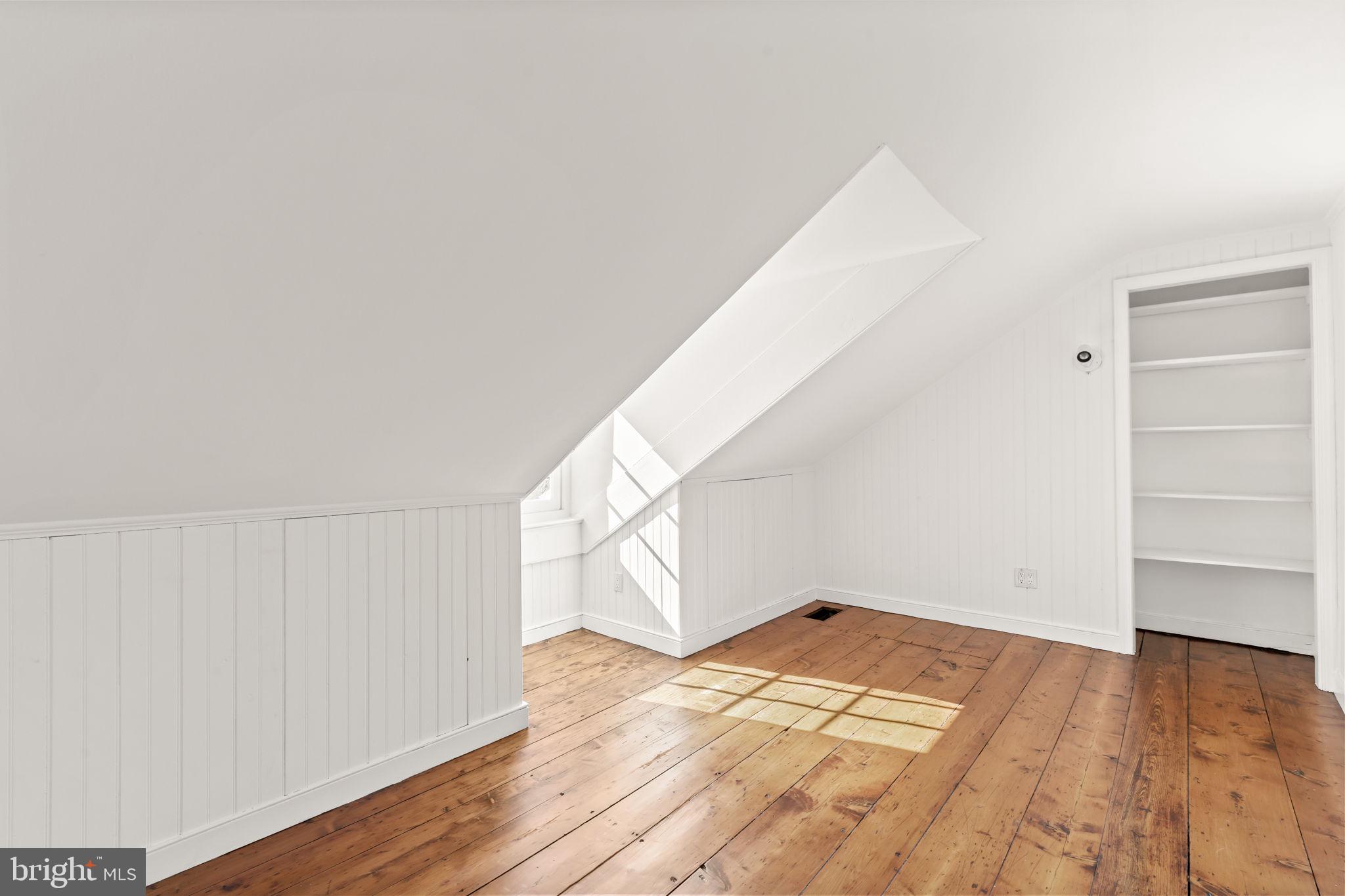 SOCIETY HILL - Residential