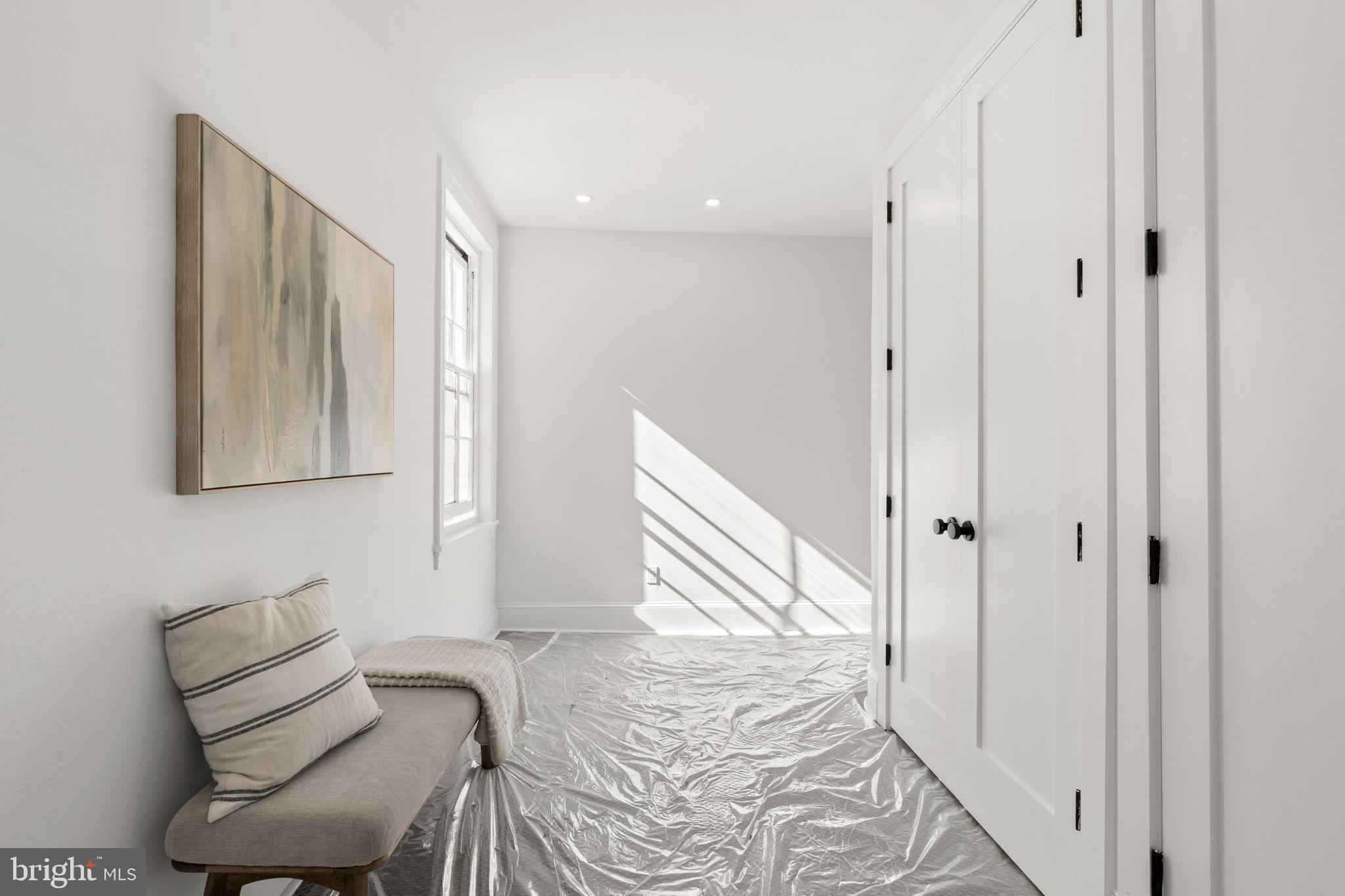 SOCIETY HILL - Residential