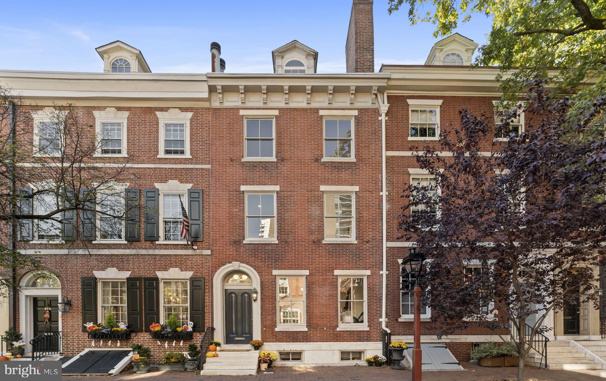 SOCIETY HILL - Residential