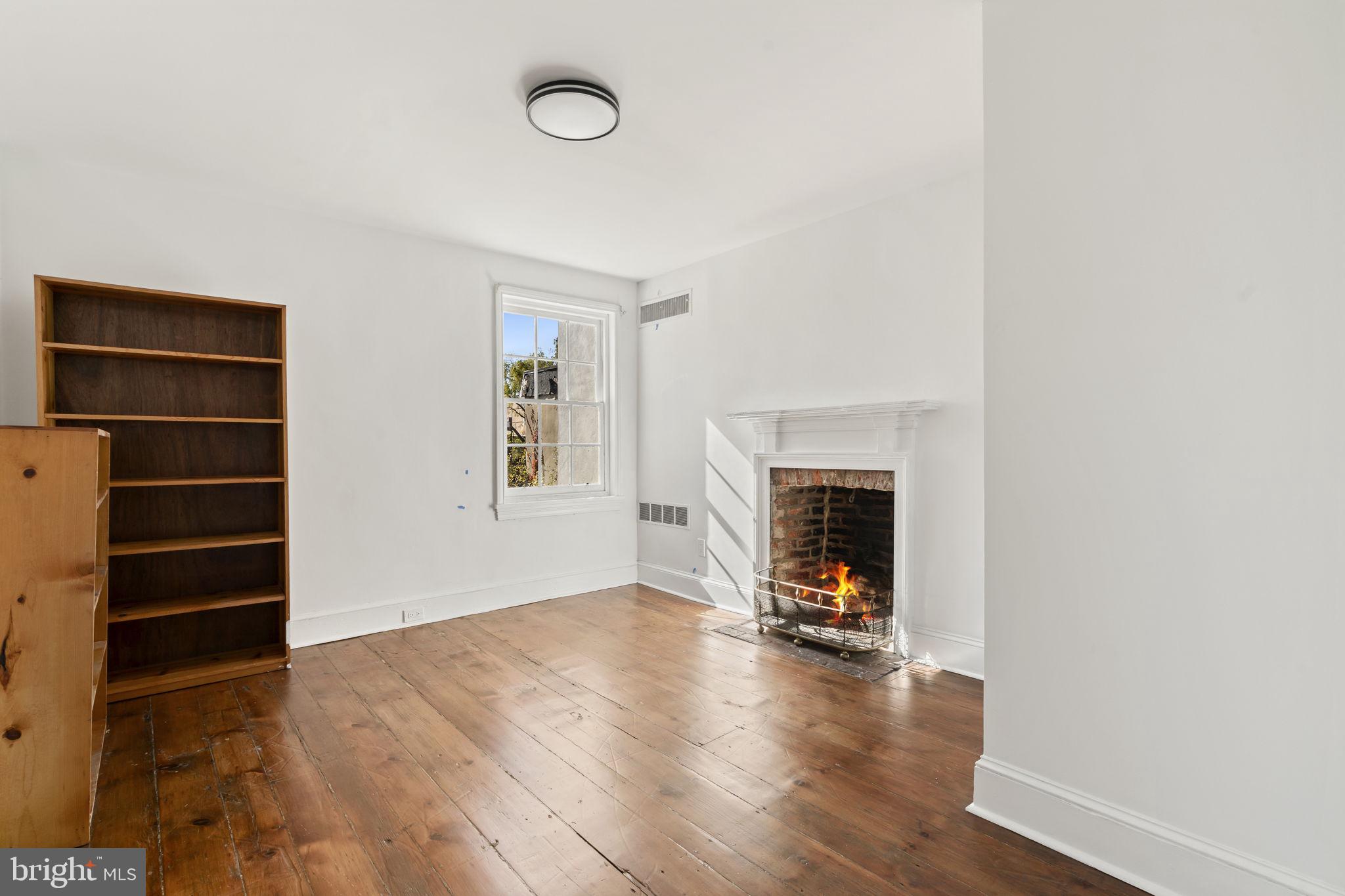 SOCIETY HILL - Residential