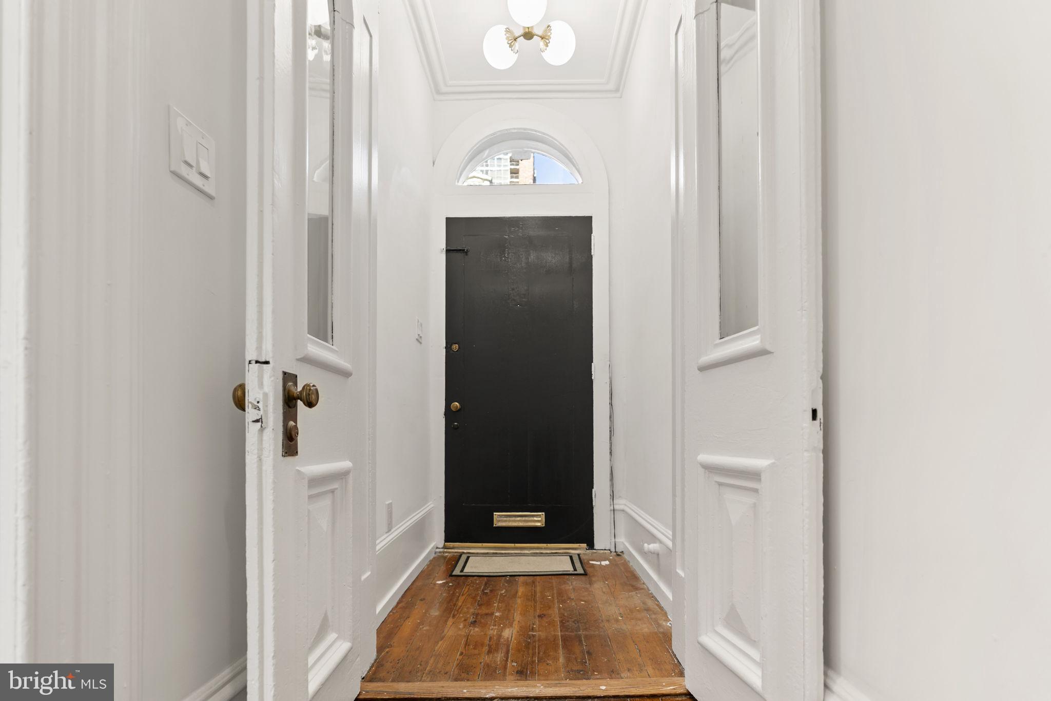 SOCIETY HILL - Residential