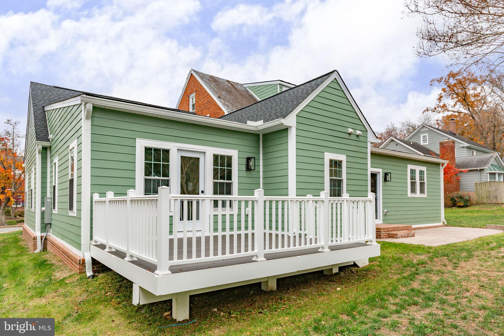 DOWNTOWN FREDERICKSBURG - Residential