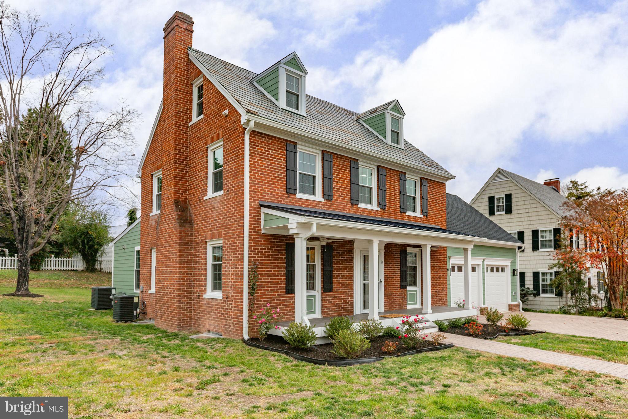 DOWNTOWN FREDERICKSBURG - Residential