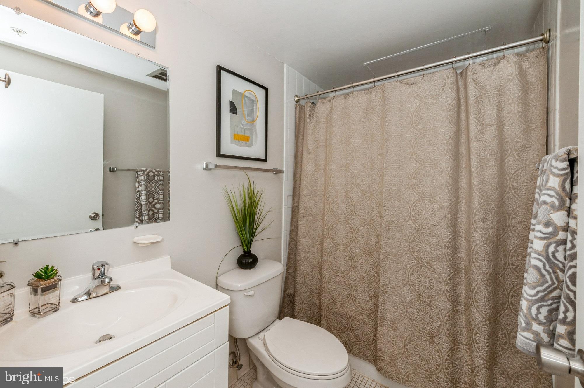 TOWSON - Residential