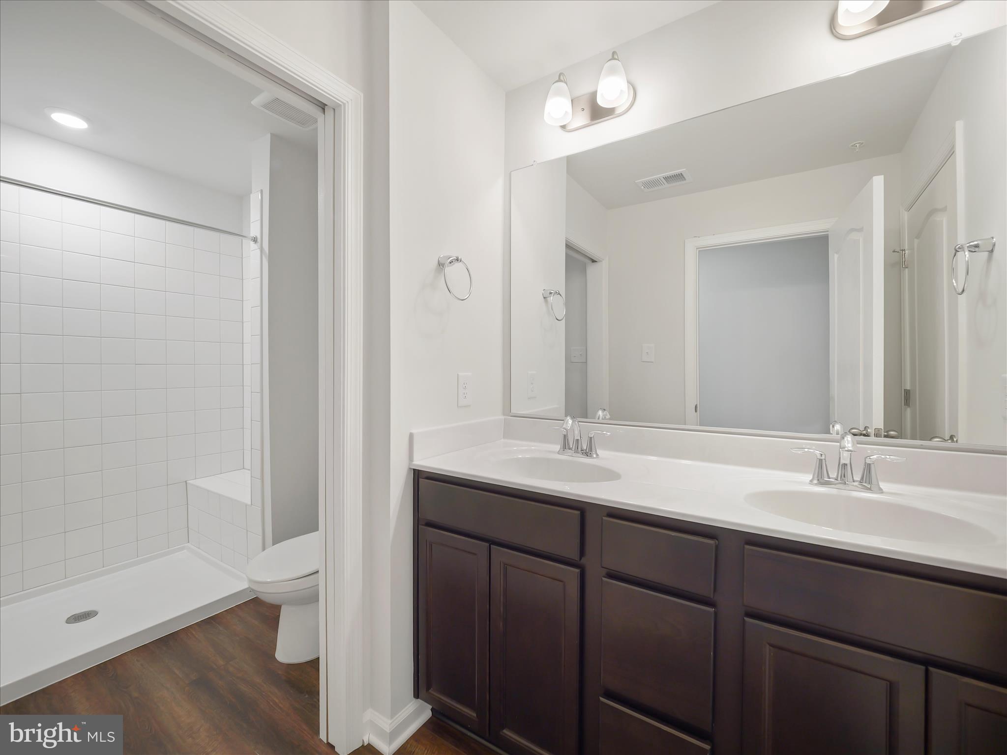 CORTLAND VILLAS - Residential