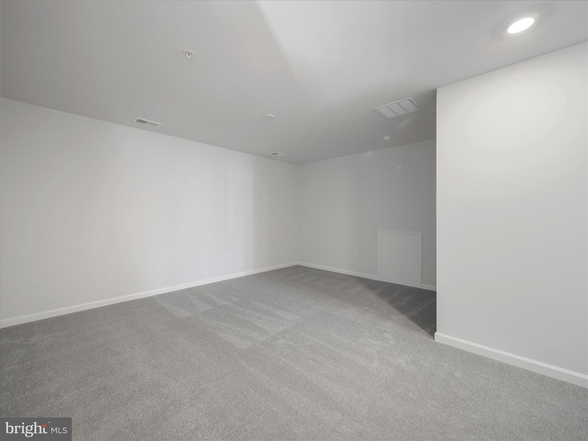 CORTLAND VILLAS - Residential