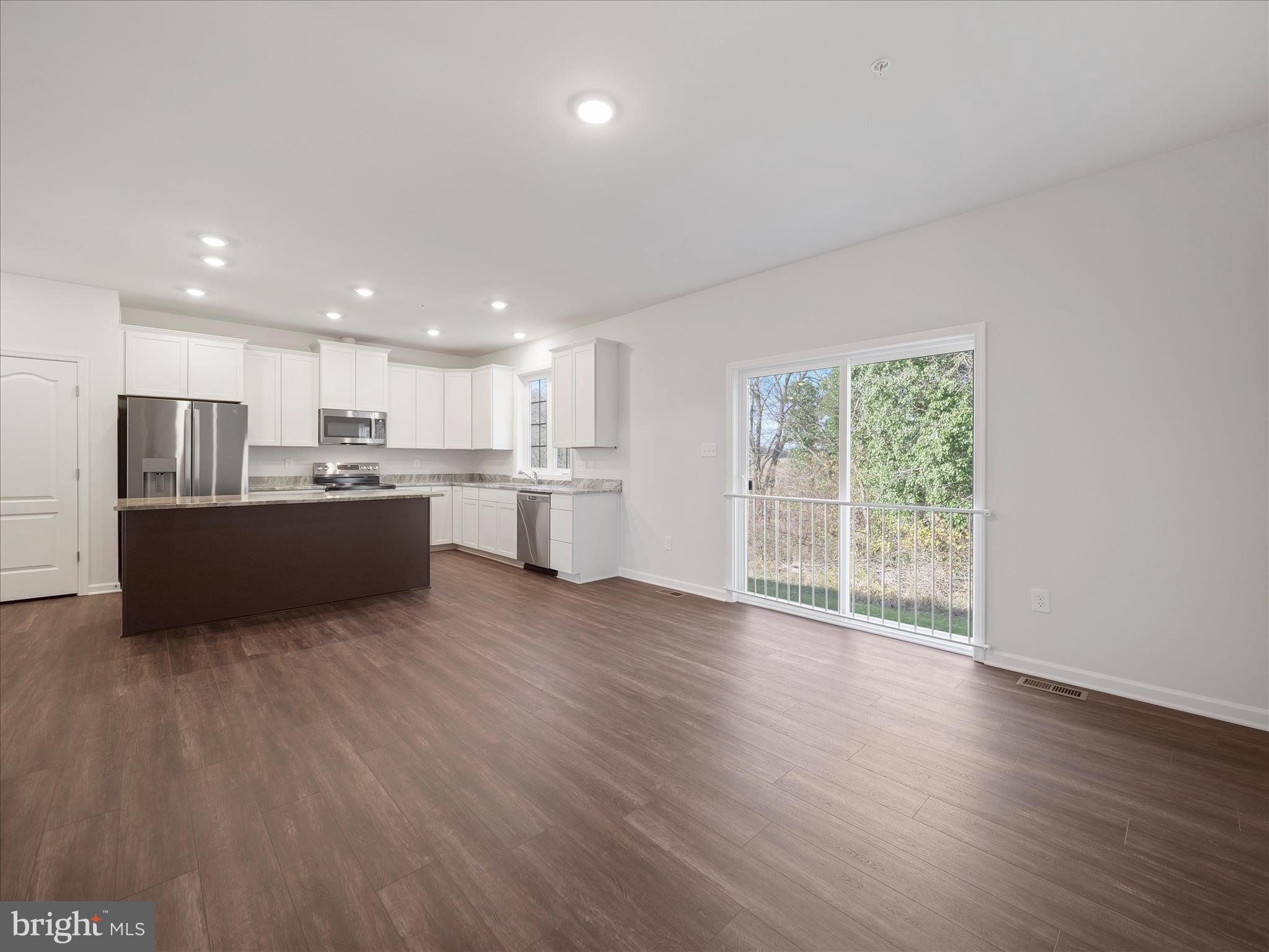 CORTLAND VILLAS - Residential