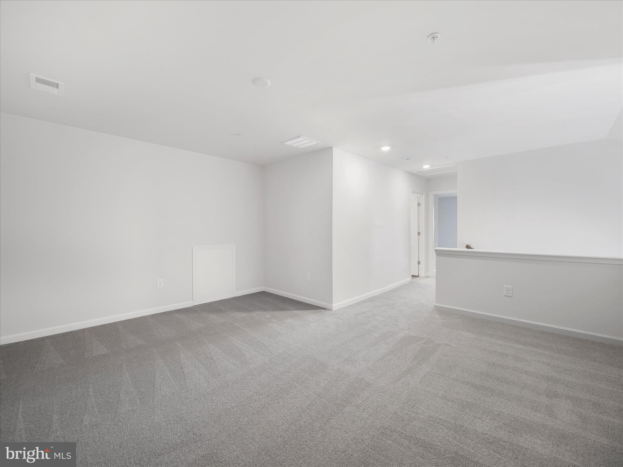 CORTLAND VILLAS - Residential