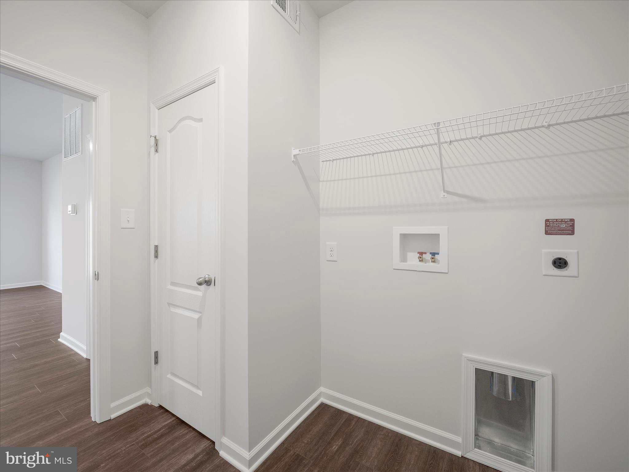 CORTLAND VILLAS - Residential