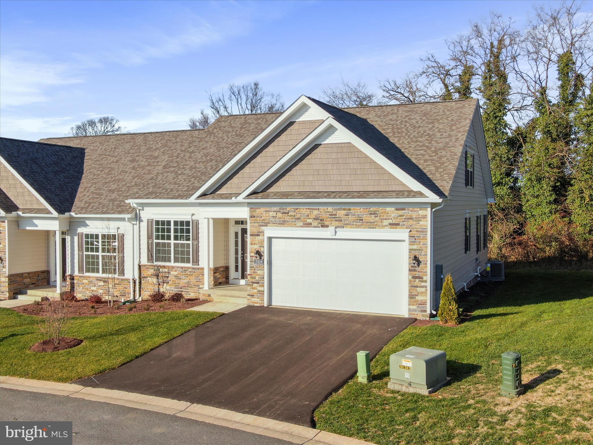 CORTLAND VILLAS - Residential