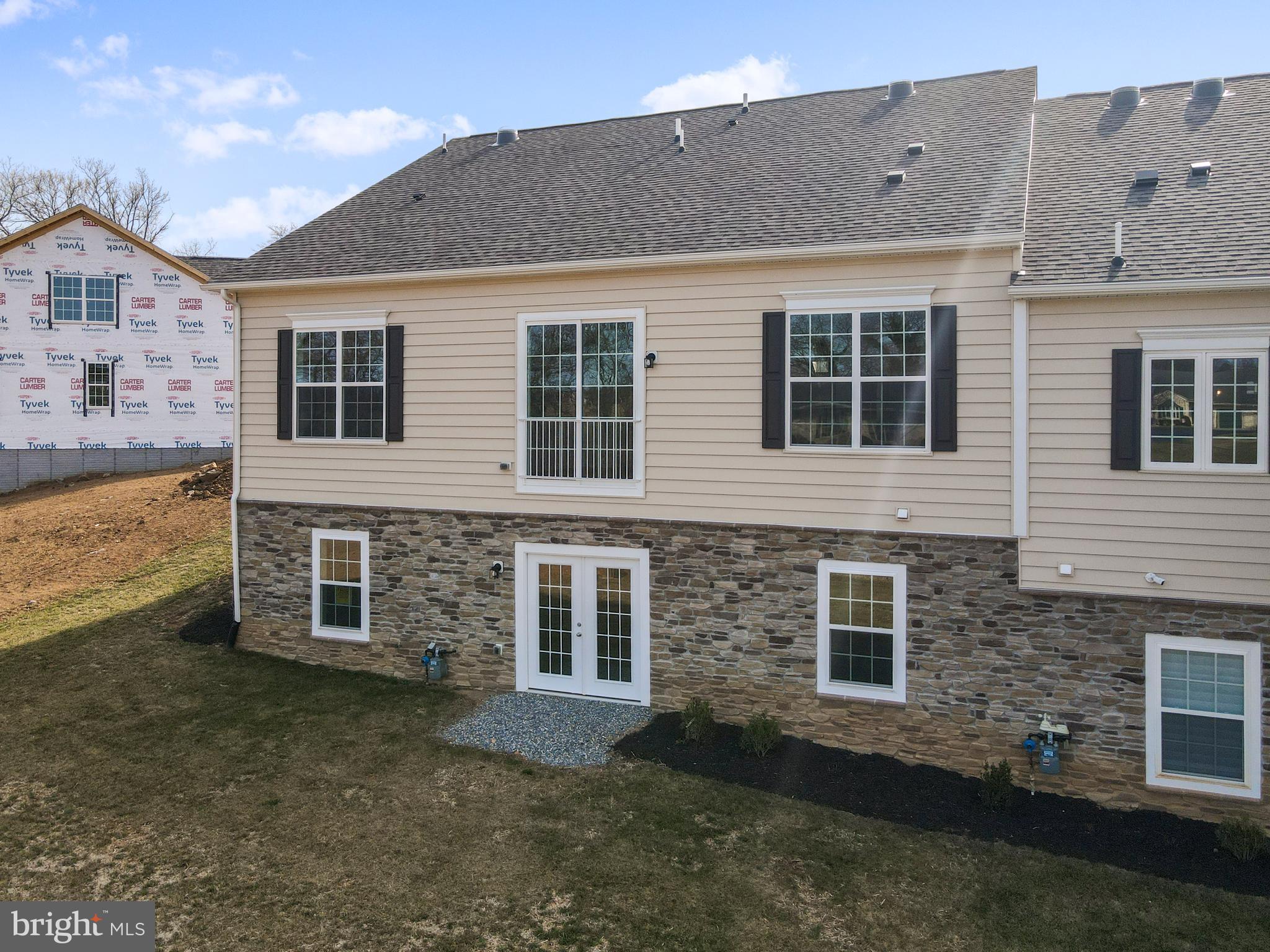 CORTLAND VILLAS - Residential