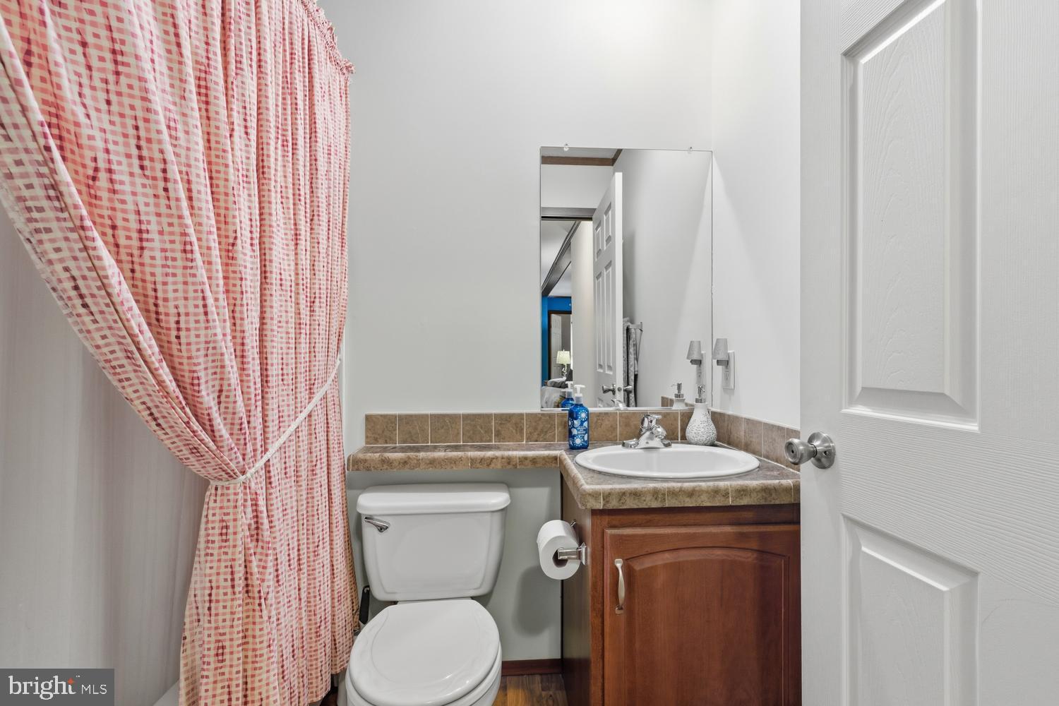 CENTREVILLE - Residential