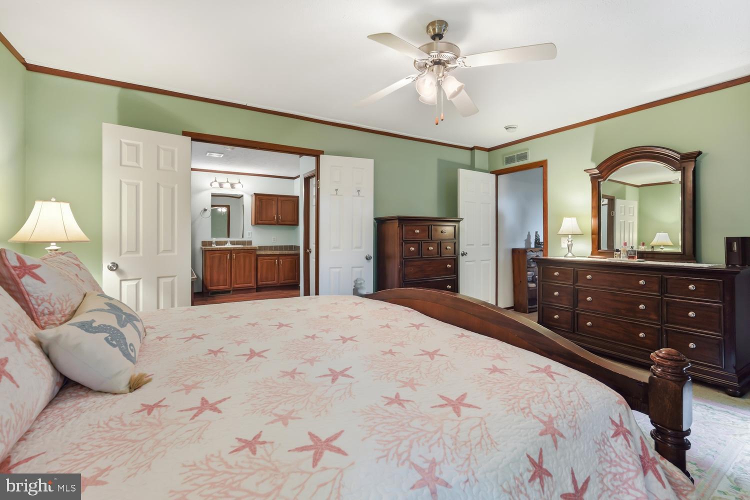 CENTREVILLE - Residential