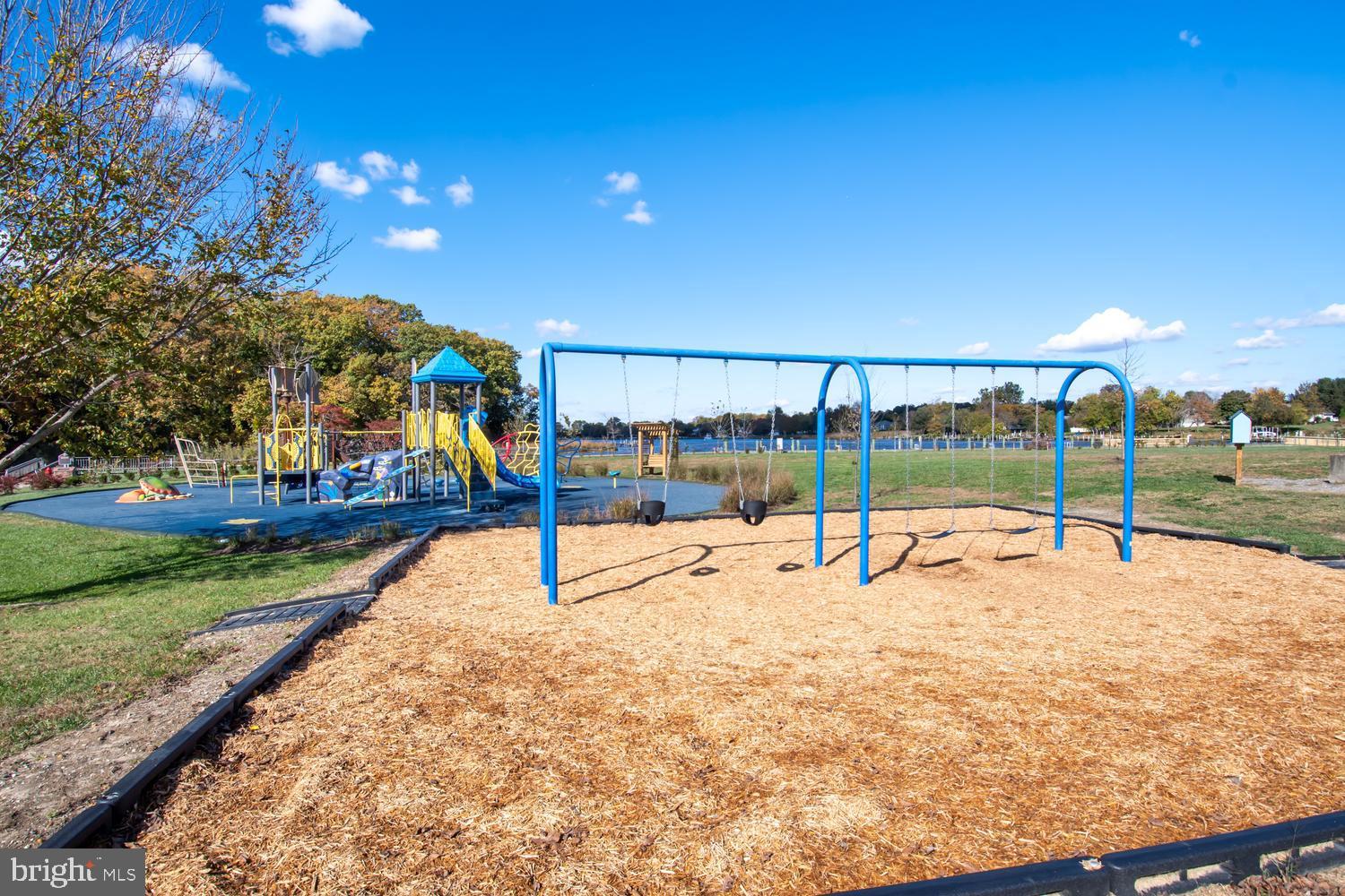 CENTREVILLE - Residential
