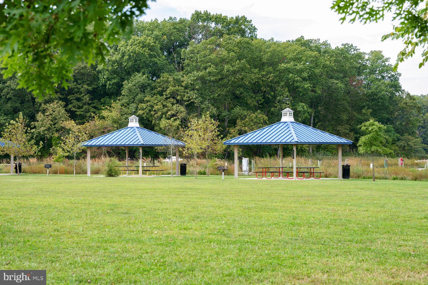 CENTREVILLE - Residential