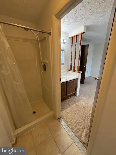 Reston, Virginia 20194, United States, 2 Bedrooms Bedrooms, ,4 BathroomsBathrooms,Residential,Contingent,11254