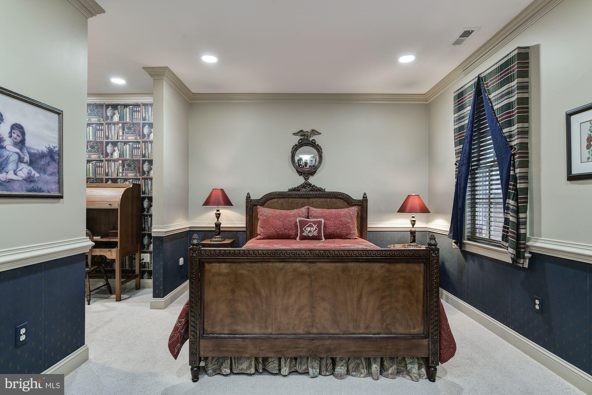 CHAIN BRIDGE TERRACE - Residential