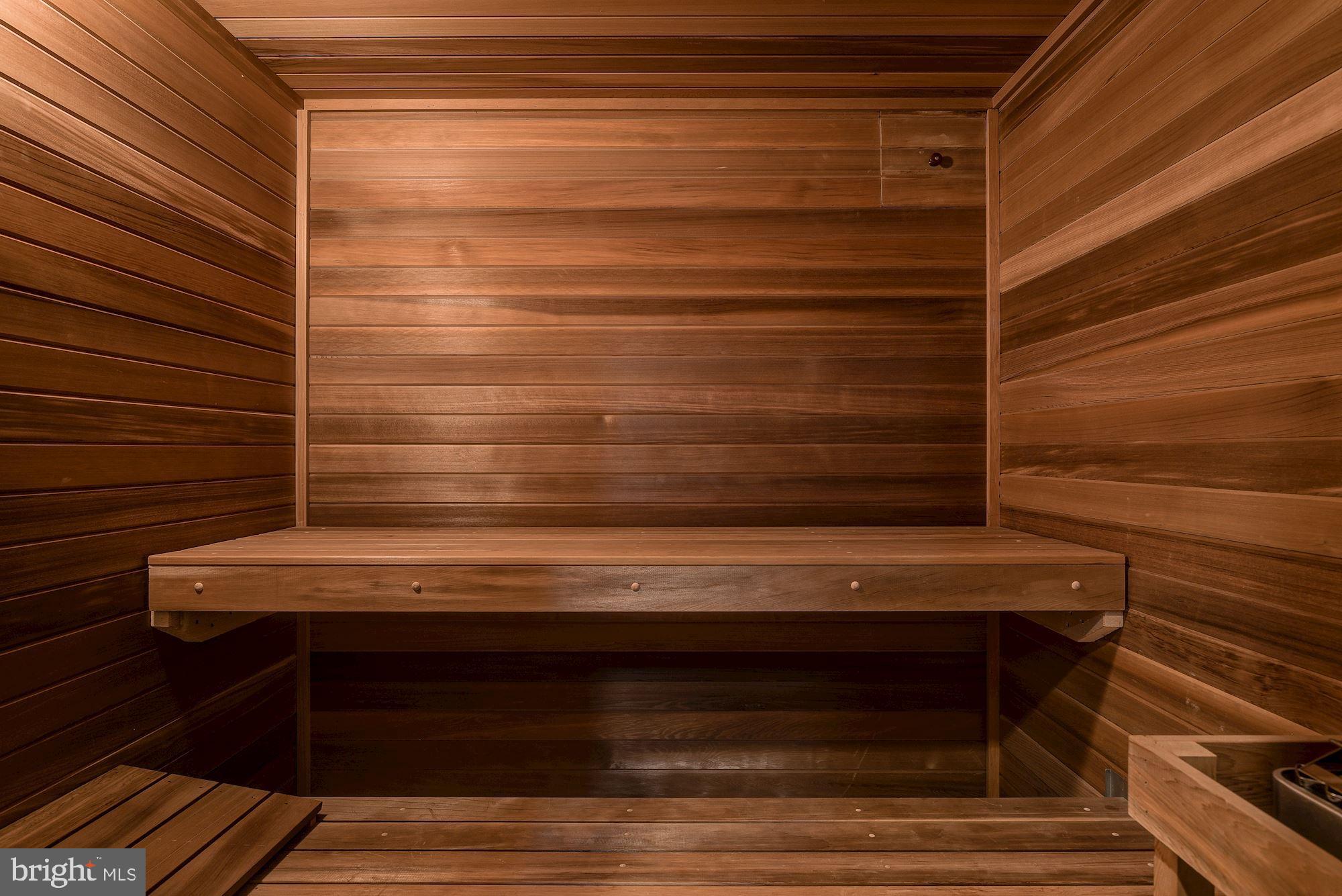 CHAIN BRIDGE TERRACE - Residential