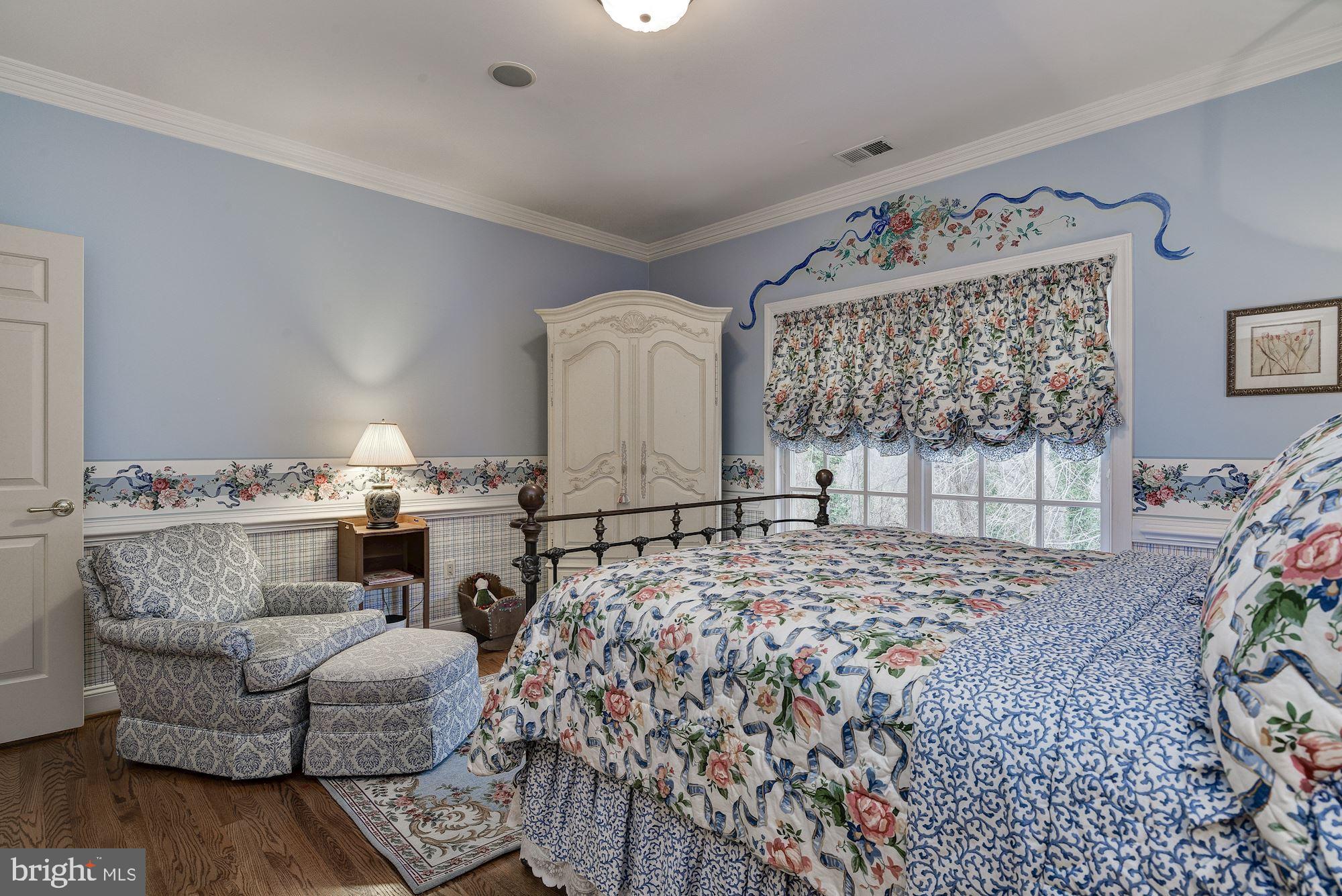 CHAIN BRIDGE TERRACE - Residential