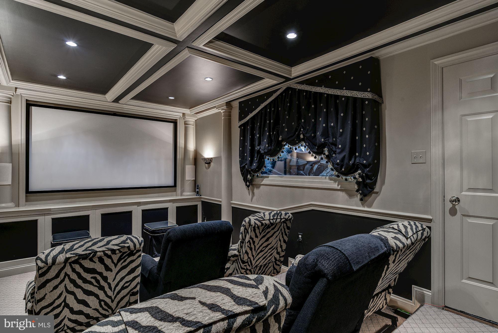 CHAIN BRIDGE TERRACE - Residential