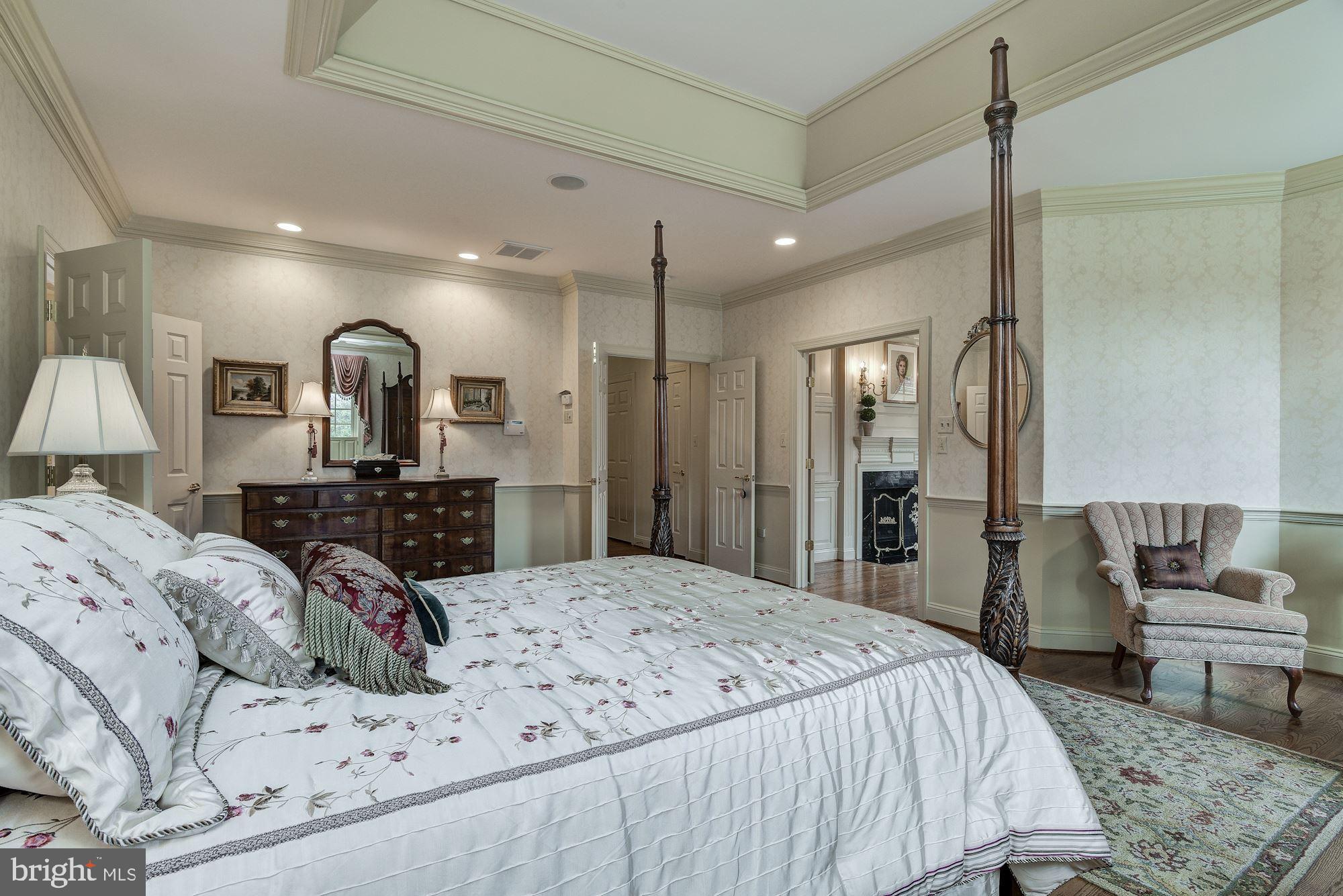 CHAIN BRIDGE TERRACE - Residential