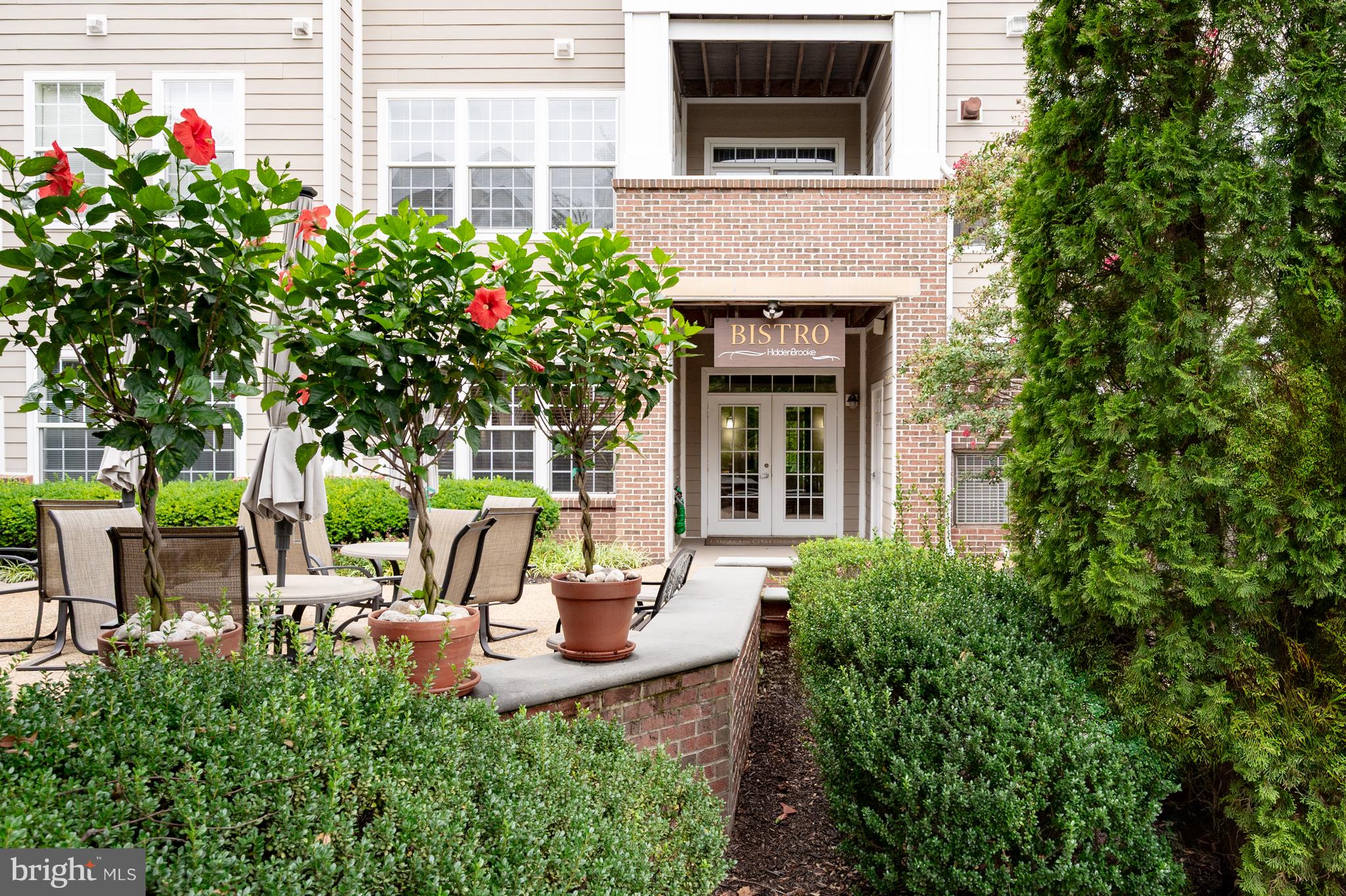 HIDDENBROOK - Residential