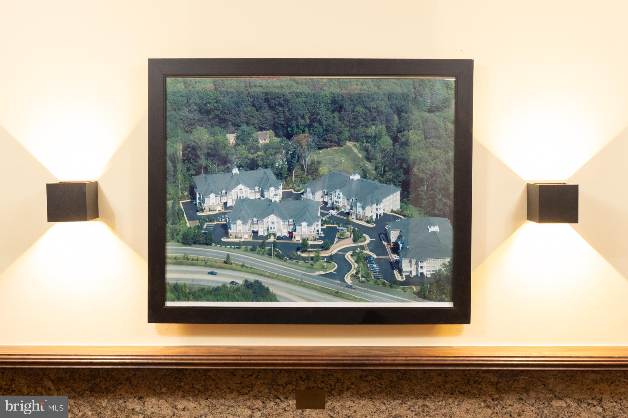 HIDDENBROOK - Residential