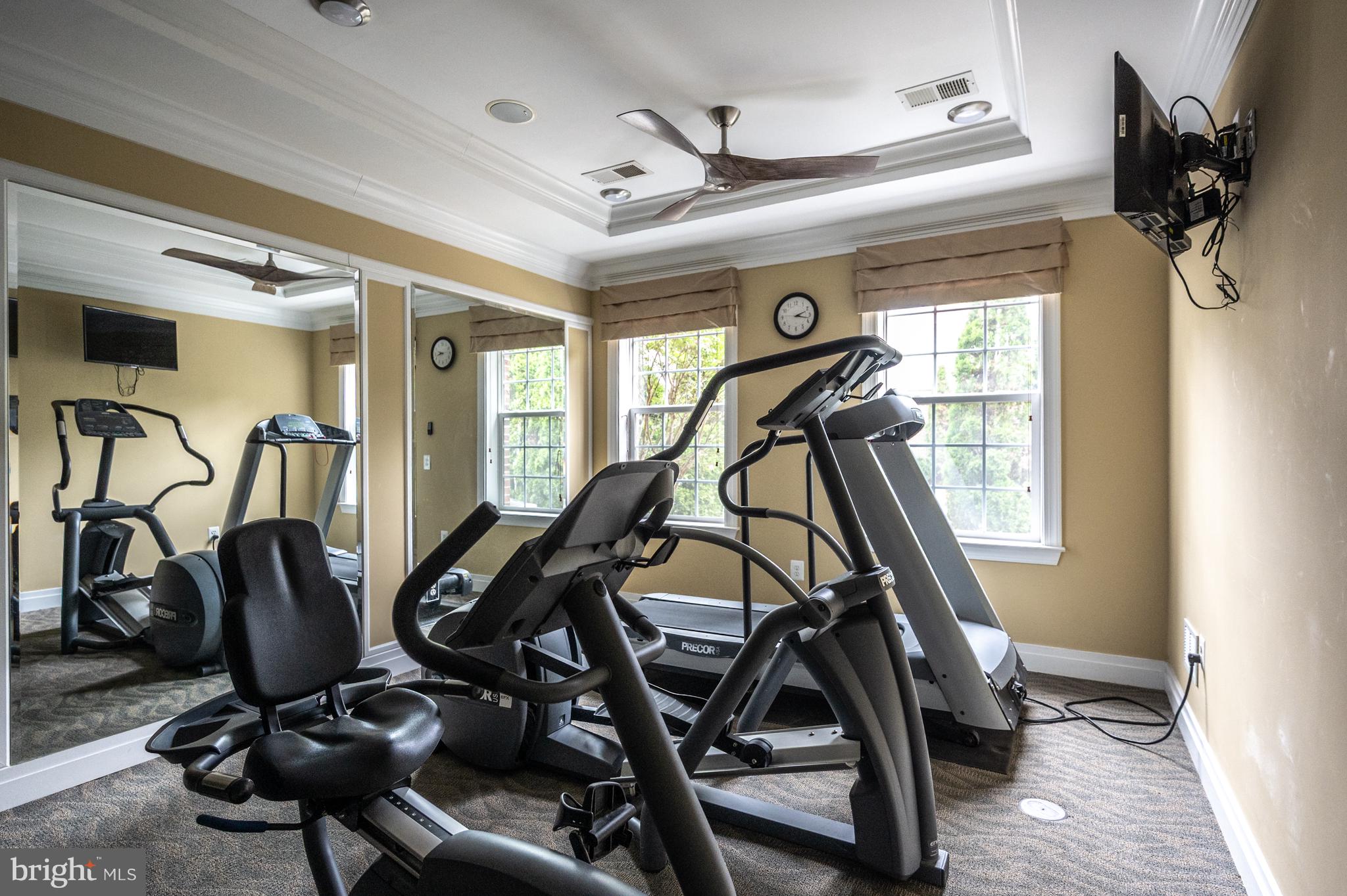 HIDDENBROOK - Residential