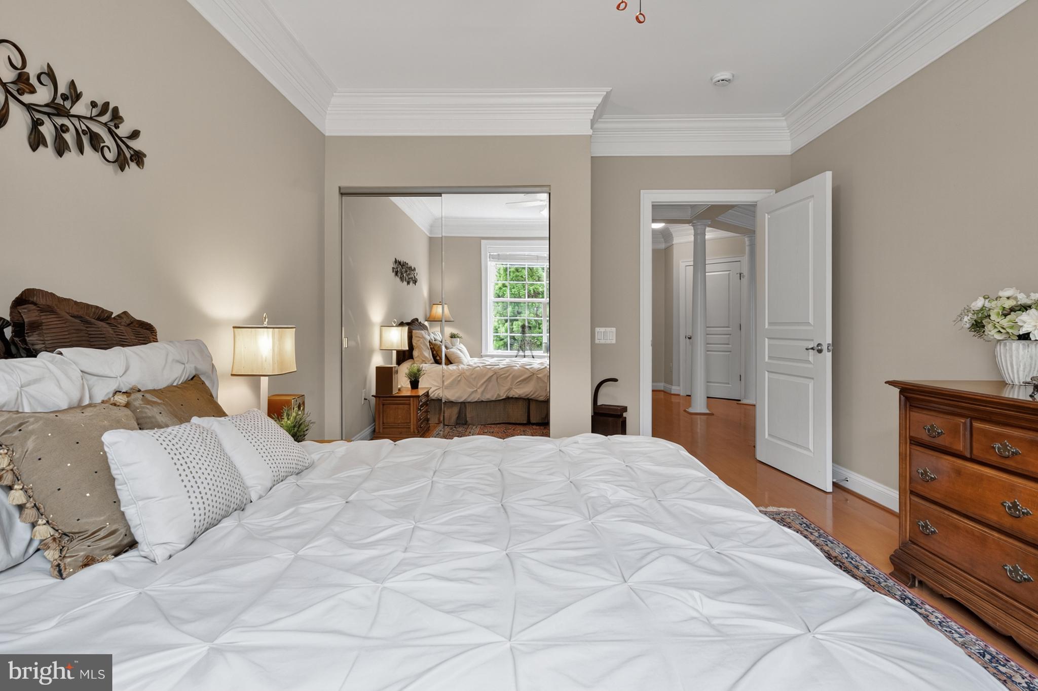 HIDDENBROOK - Residential