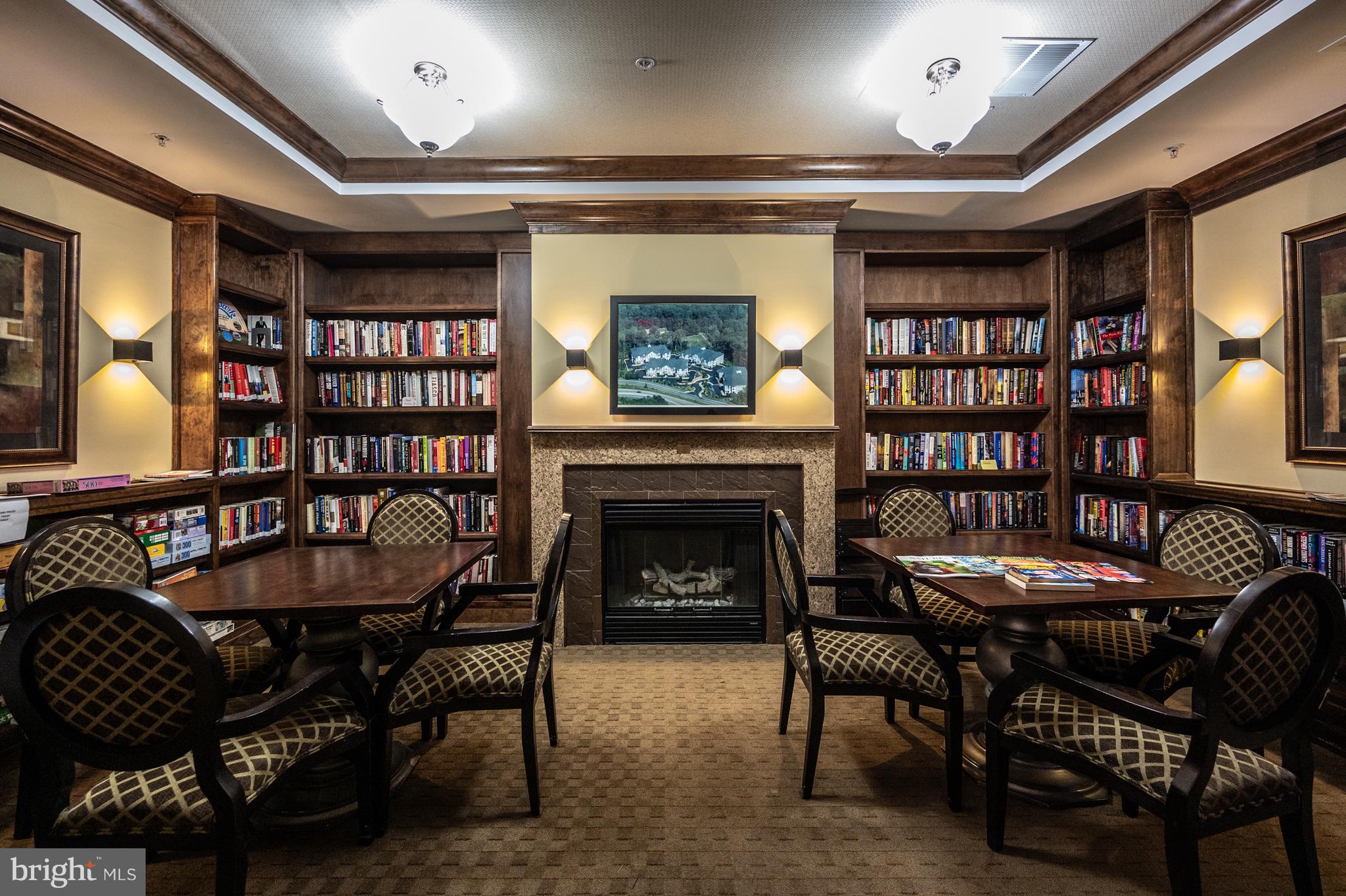 HIDDENBROOK - Residential