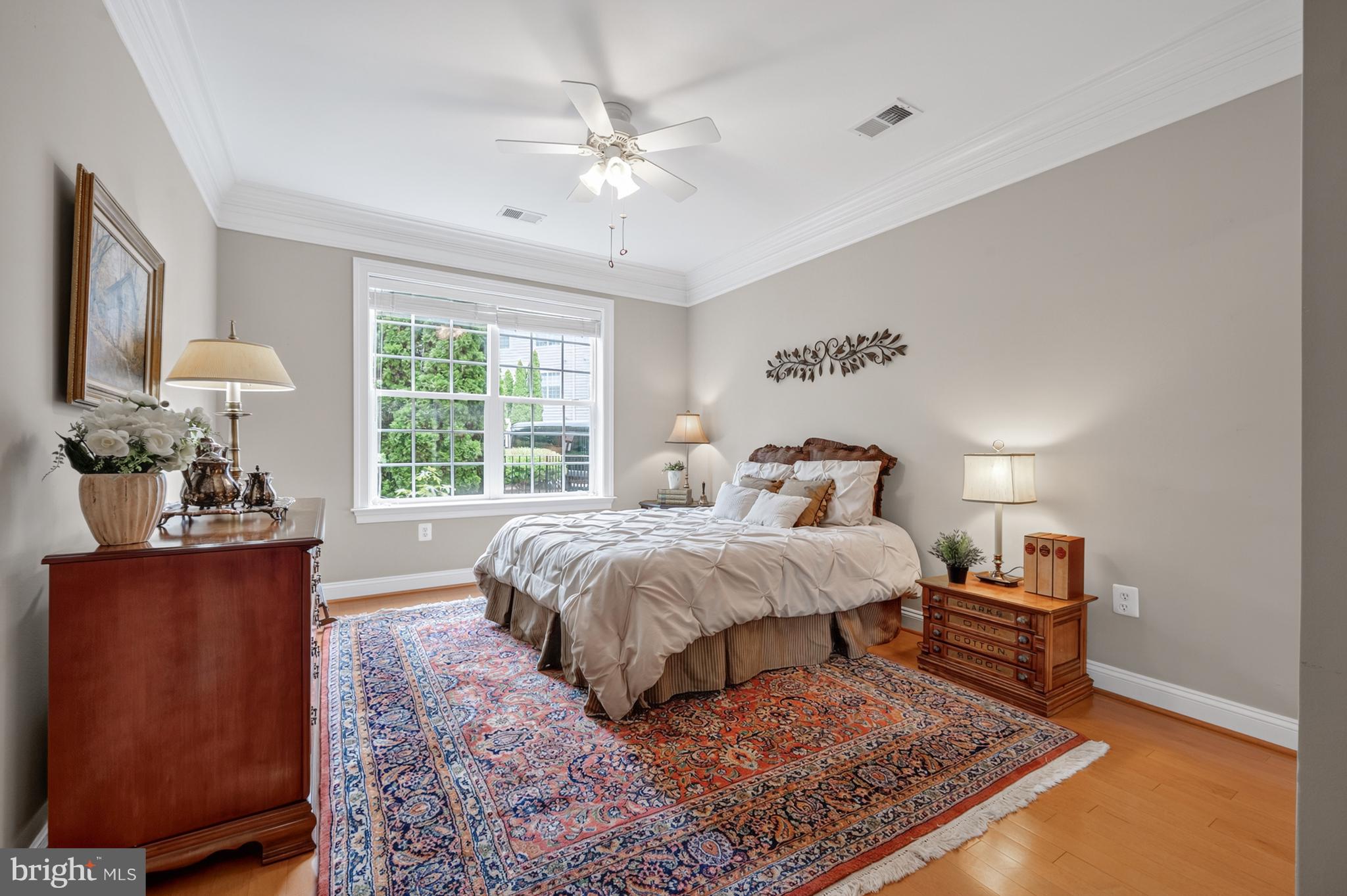 HIDDENBROOK - Residential